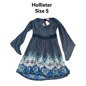 ‼️SALE ‼️ Hollister size S flowy dress 💙